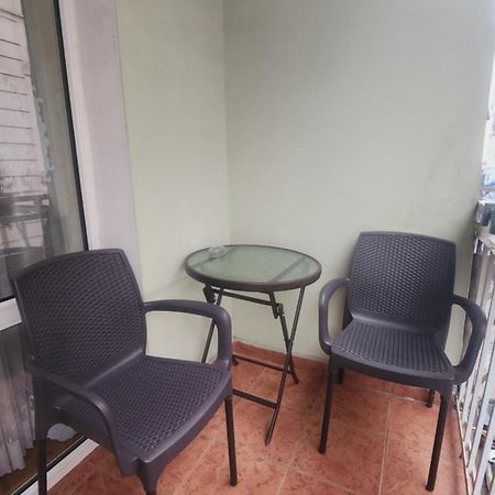 Apartment On 26 May Str Batoumi Extérieur photo