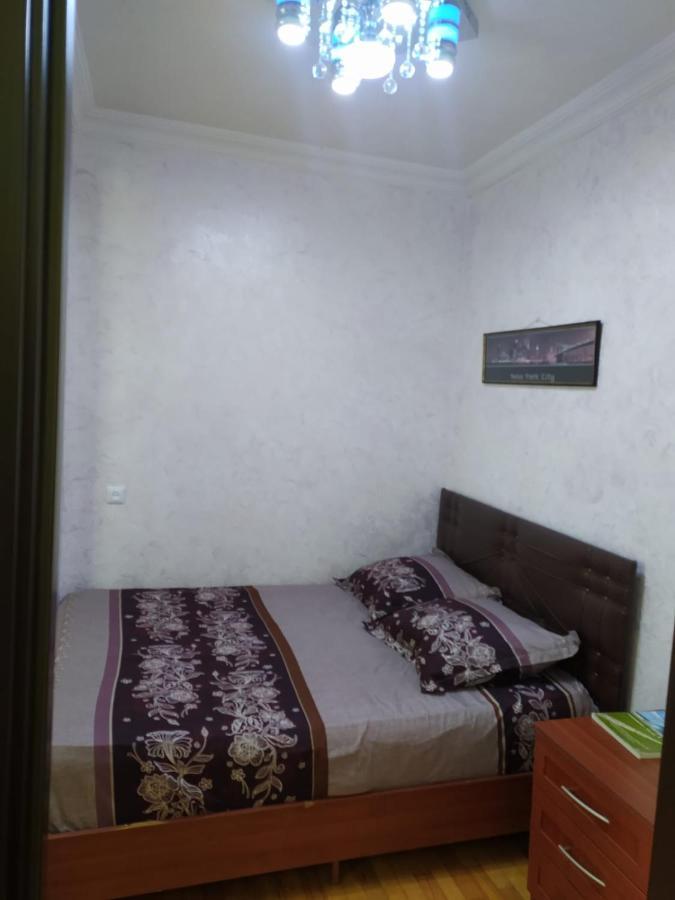 Apartment On 26 May Str Batoumi Extérieur photo