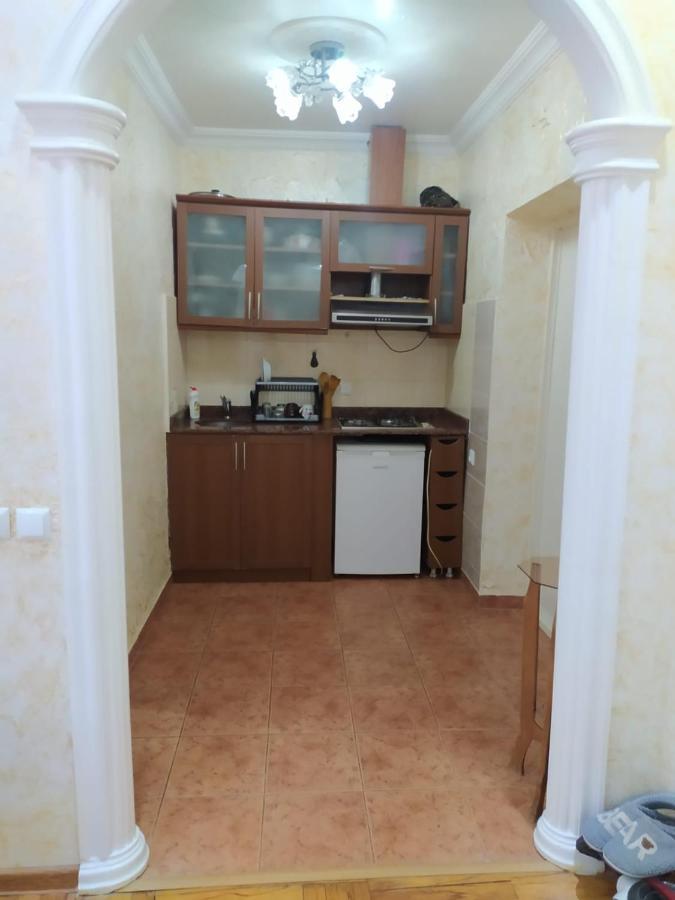 Apartment On 26 May Str Batoumi Extérieur photo