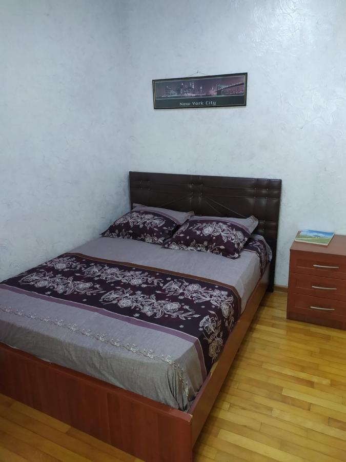 Apartment On 26 May Str Batoumi Extérieur photo