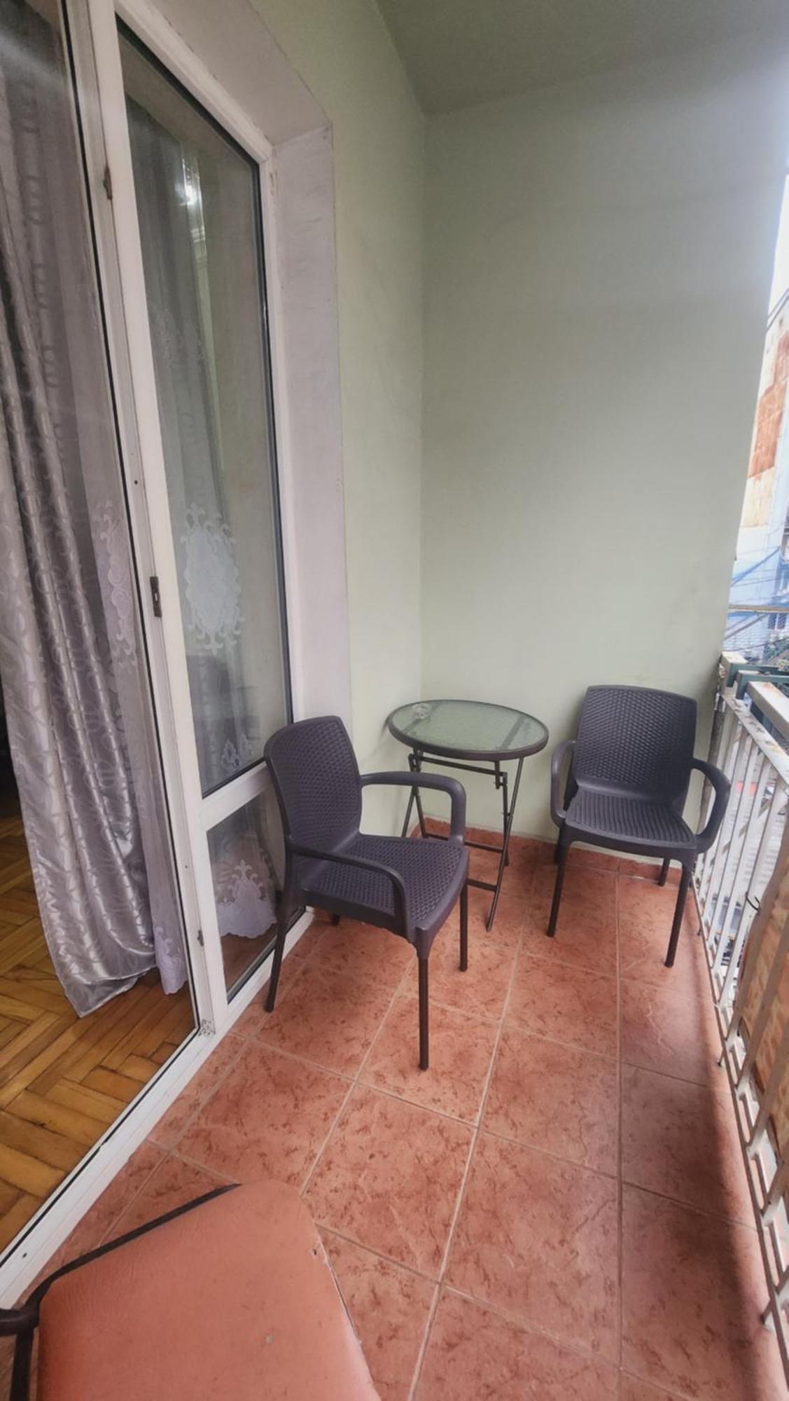 Apartment On 26 May Str Batoumi Extérieur photo